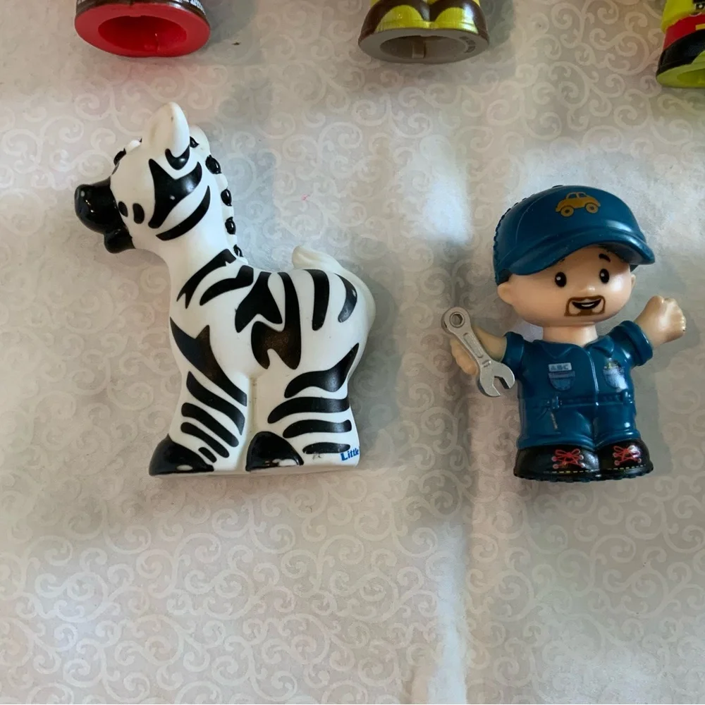 Lot Of 7 Fisher Price Little People Figures Firefighters Zebra
